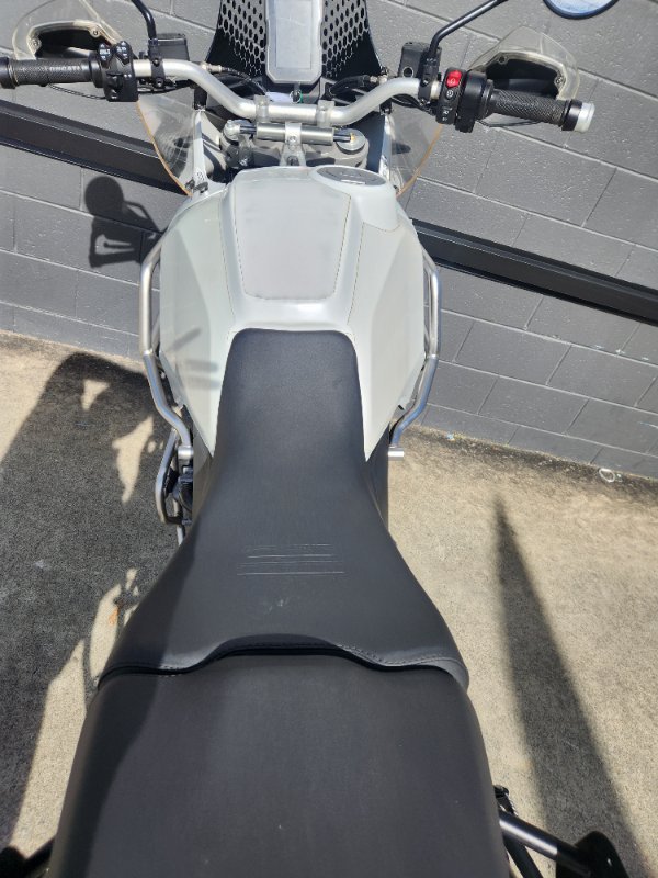 2022 DUCATI DESERTX WHITE