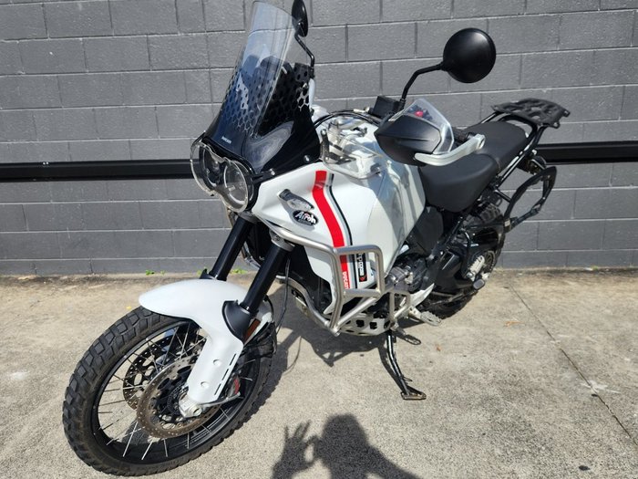 2022 DUCATI DESERTX WHITE