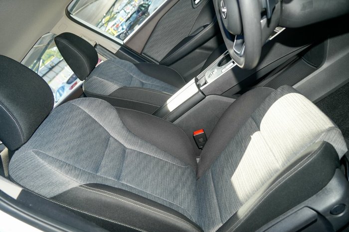 2024 Nissan X-TRAIL ST
