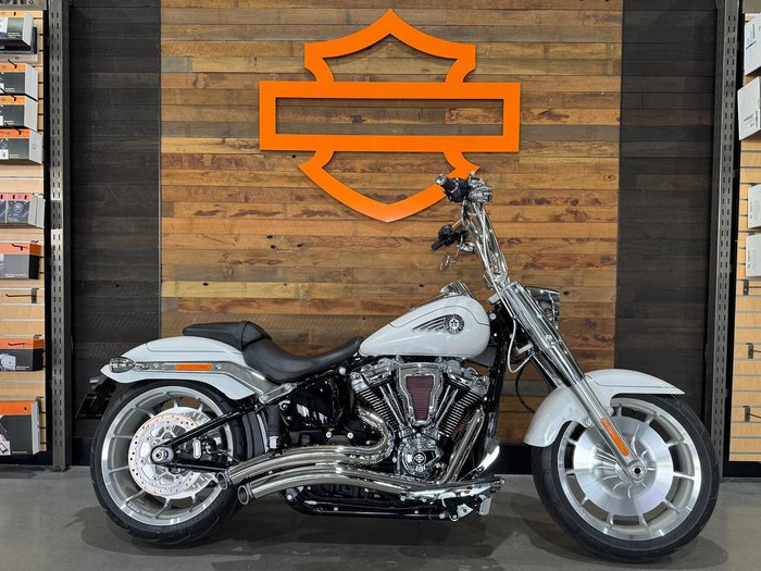 Harley-Davidson Fat Boy 117 (FLFB) Softail