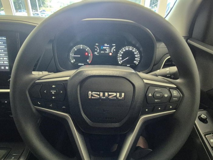 2025 Isuzu MU-X LS-M