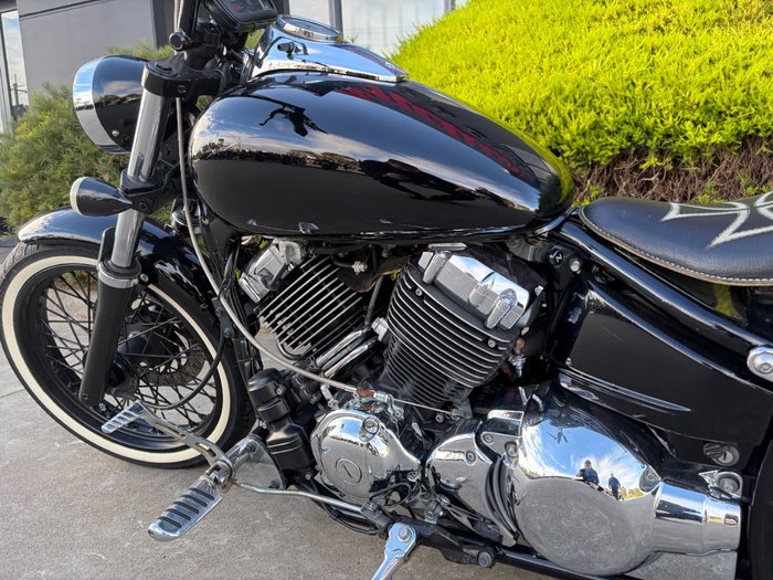 2010 Yamaha XVS650 V-STAR CUSTOM Black