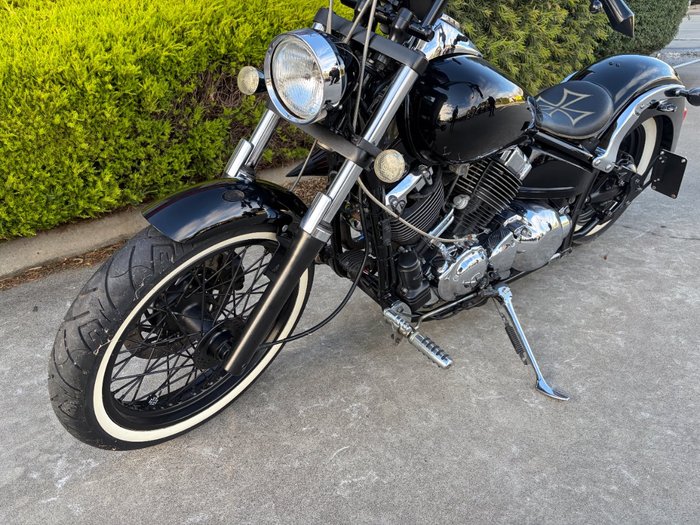 2010 Yamaha XVS650 V-STAR CUSTOM Black