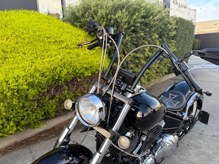 2010 Yamaha XVS650 V-STAR CUSTOM Black
