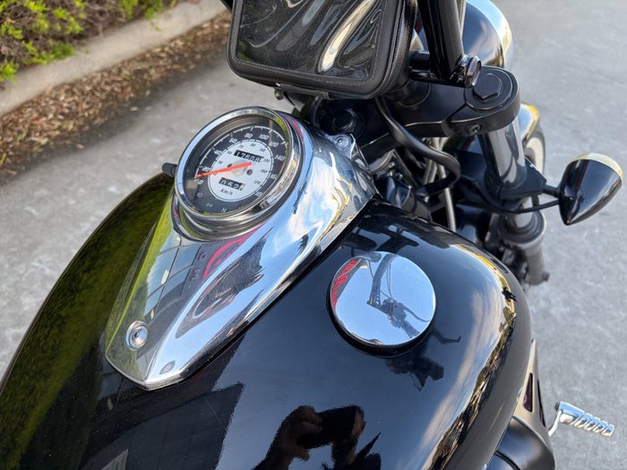 2010 Yamaha XVS650 V-STAR CUSTOM Black