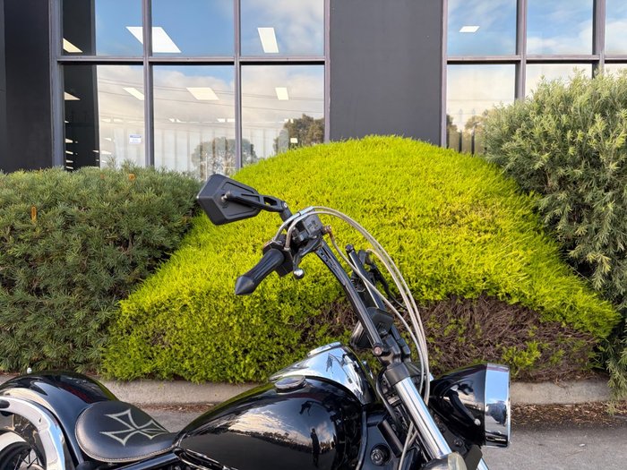 2010 Yamaha XVS650 V-STAR CUSTOM Black