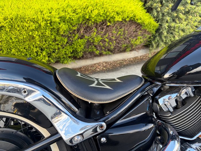 2010 Yamaha XVS650 V-STAR CUSTOM Black