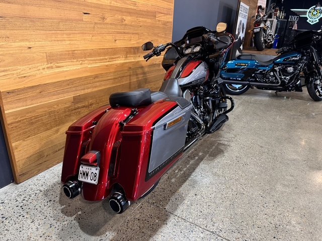 2019 HARLEY-DAVIDSON FLTRXSE CVO ROAD GLIDE