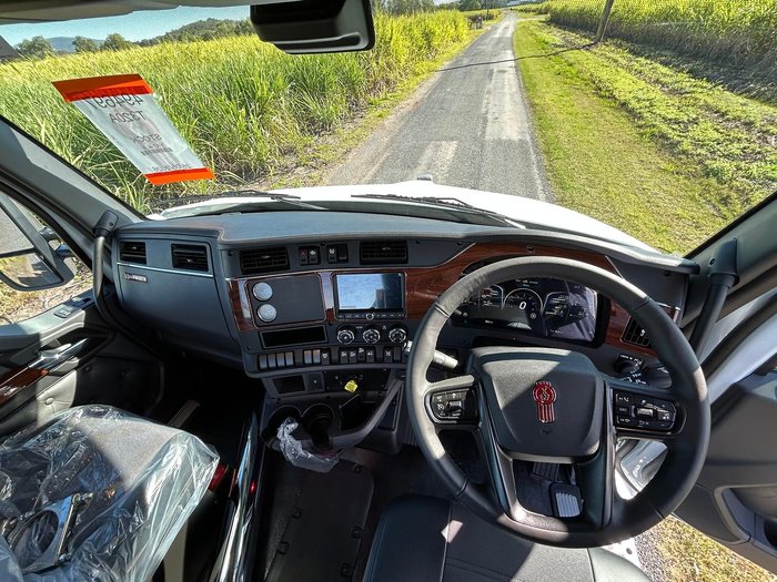 2026 Kenworth T320 A
