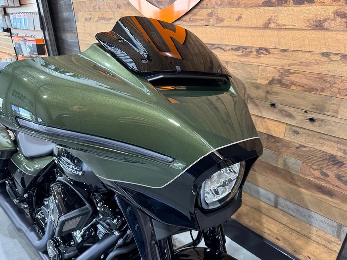 2026 Harley-Davidson Street Glide 117 (FLHX)