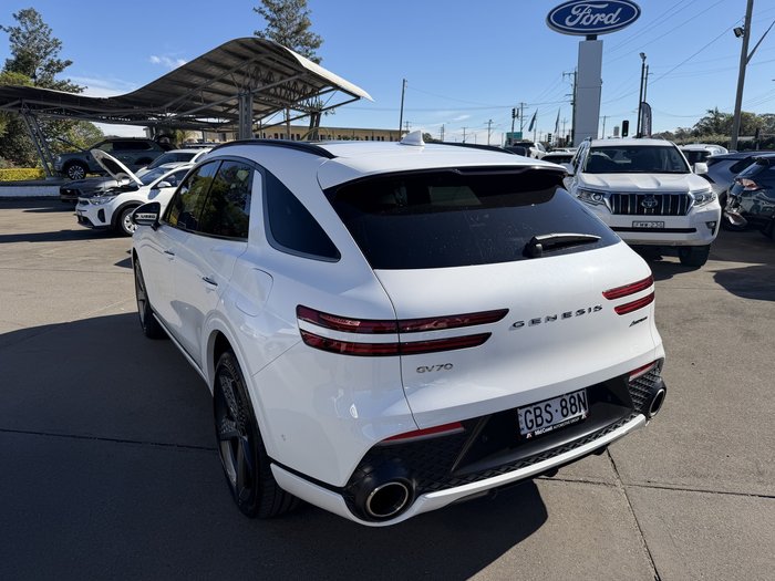 2022 Genesis GV70