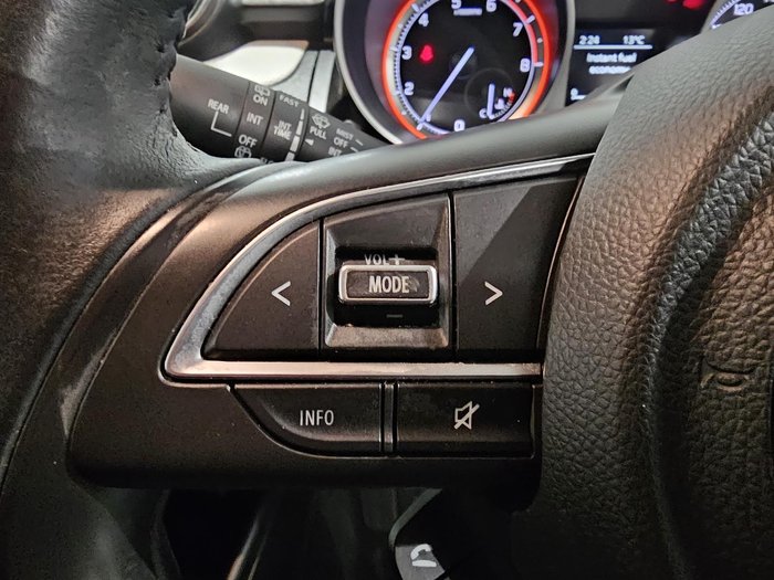 2018 Suzuki Swift GL Navigator Safety Pack
