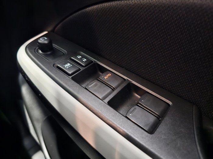 2018 Suzuki Swift GL Navigator Safety Pack