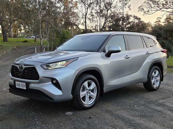 2024 Toyota Kluger GX