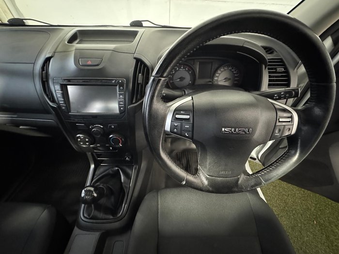 2017 Isuzu D-MAX SX