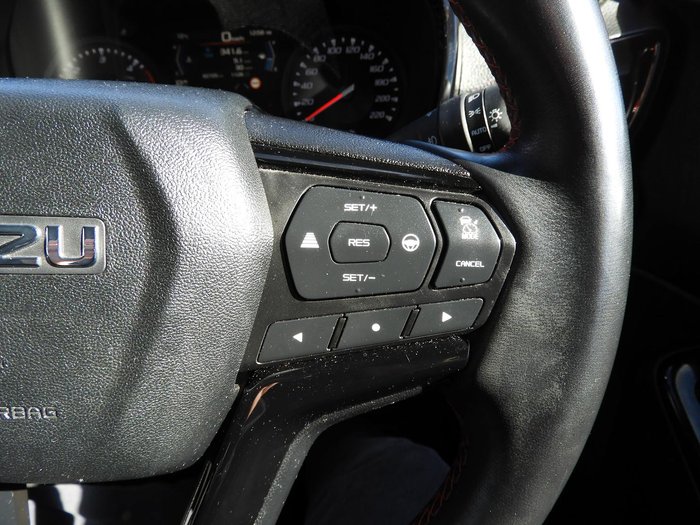 2023 Isuzu D-MAX X-TERRAIN