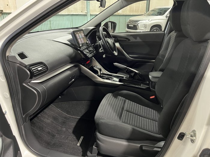 2022 Mitsubishi Eclipse Cross ES