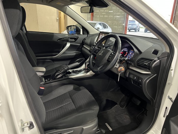 2022 Mitsubishi Eclipse Cross ES