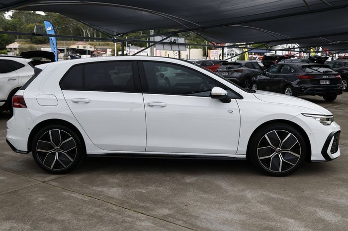 2025 Volkswagen Golf 110TSI R-Line
