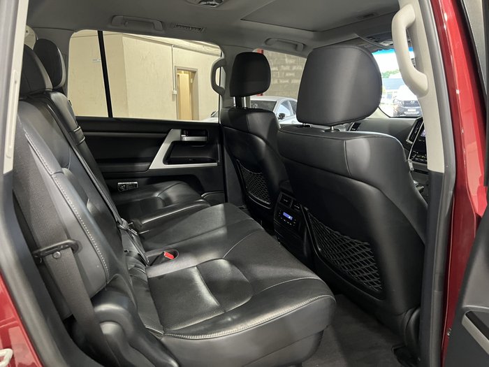 2017 Toyota Landcruiser VX