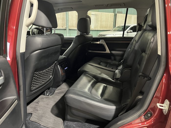 2017 Toyota Landcruiser VX