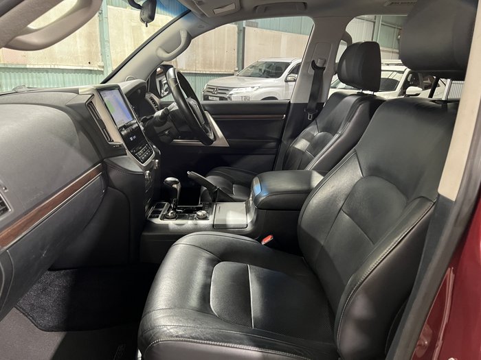 2017 Toyota Landcruiser VX