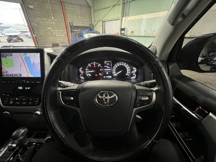 2017 Toyota Landcruiser VX