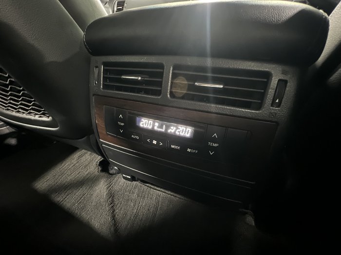 2017 Toyota Landcruiser VX