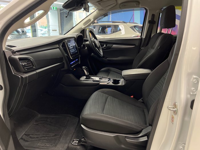 2021 Isuzu MU-X LS-U MY21 Mineral White