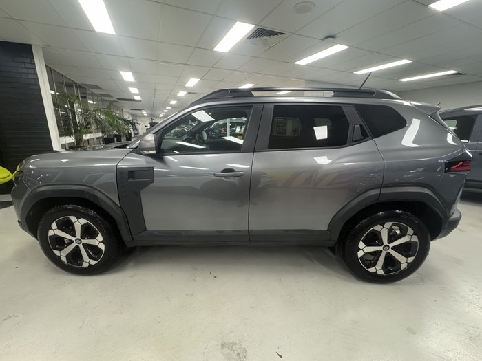 2025 Renault Duster Techno