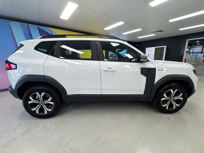 2025 Renault Duster Evolution X1311 MY25 4X4 Solid White