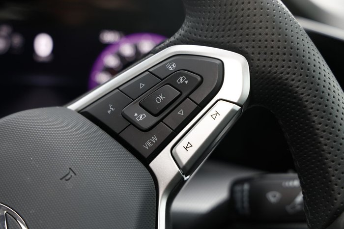 2025 Volkswagen Golf 110TSI R-Line