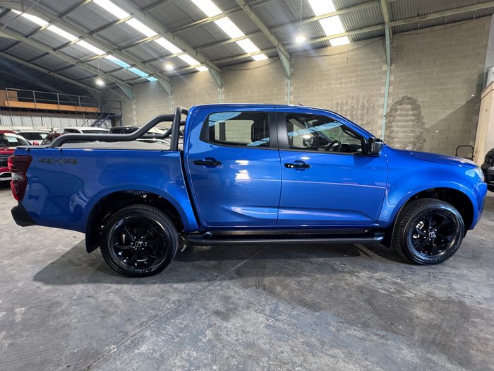 2025 Isuzu D-MAX X-RIDER MY25.5 4X4 Dual Range Neptune Blue Mica