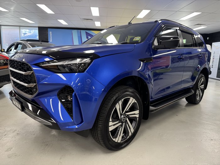 2025 Isuzu MU-X LS-T