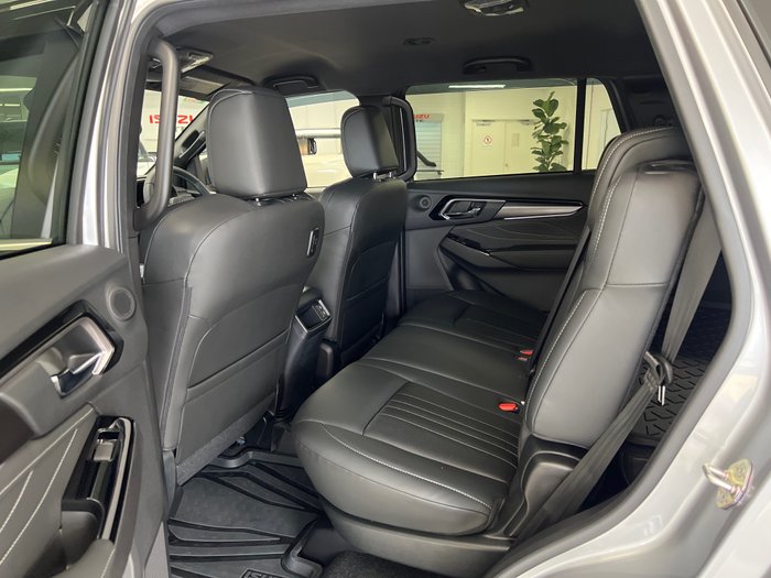 2026 Isuzu MU-X LS-T MY25.5 4X4 Dual Range Mercury Silver Metallic