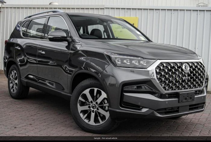 2025 KGM Rexton