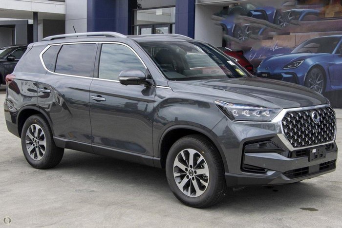 2025 KGM Rexton