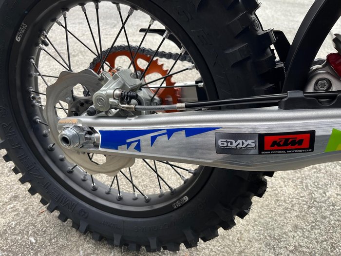 2026 KTM 300 EXC TBI Six Days EXC TBI Orange