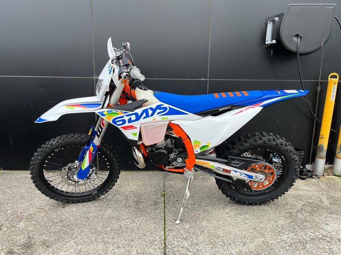 2026 KTM 300 EXC TBI Six Days EXC TBI Orange