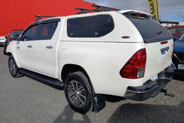 2017 Toyota Hilux SR5