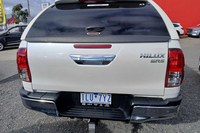 2017 Toyota Hilux SR5