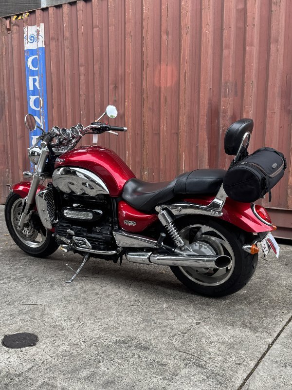 2006 Triumph ROCKET III Red