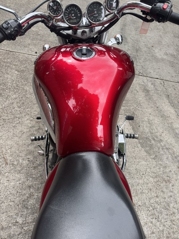 2006 Triumph ROCKET III Red