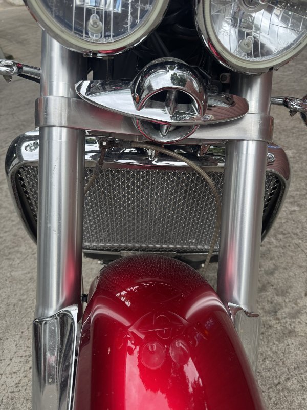 2006 Triumph ROCKET III Red
