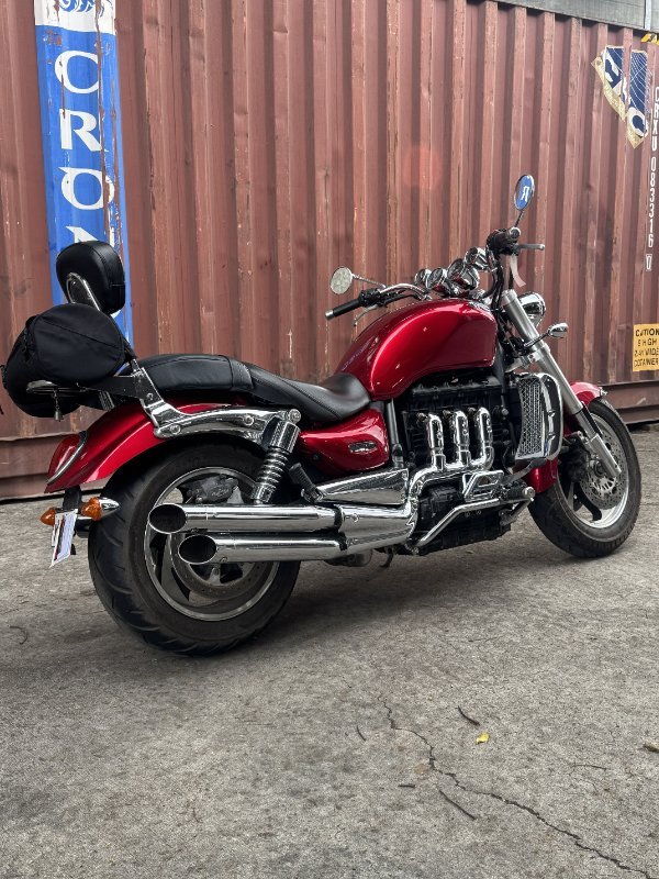 2006 Triumph ROCKET III Red