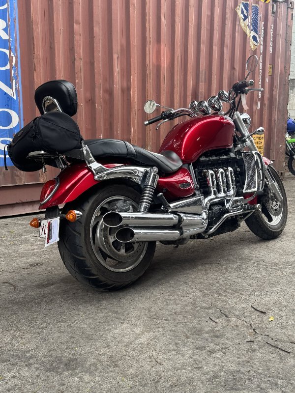 2006 Triumph ROCKET III Red