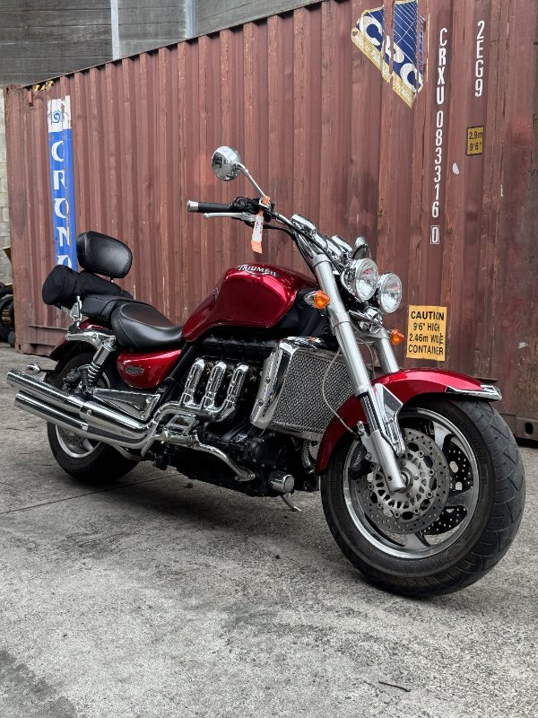2006 Triumph ROCKET III Red