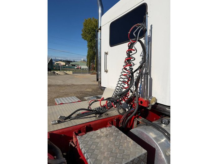 2006 Kenworth T404 Sar