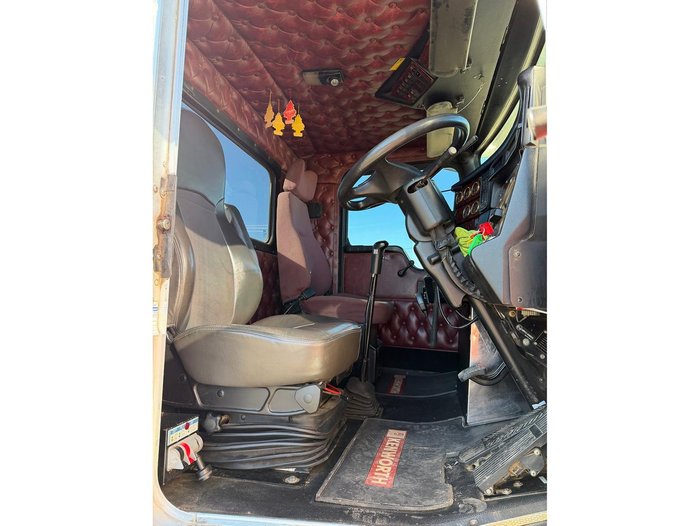 2006 Kenworth T404 Sar