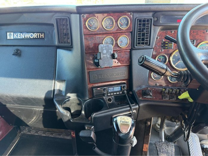2006 Kenworth T404 Sar